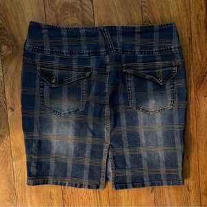 Gorgeous Farlow Jeans Plaid Denim Skirt